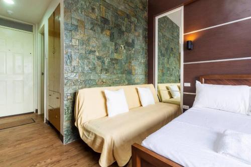 Antonio's Place, 3 mins to Mactan Airport, Fast Internet with Netflix