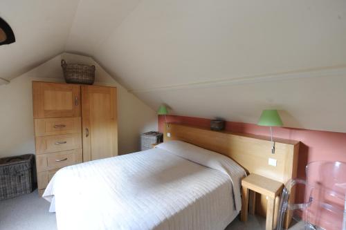 Hotels Le Du Dauphin Les Logis