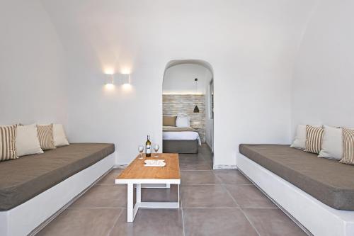 Athina Luxury Suites