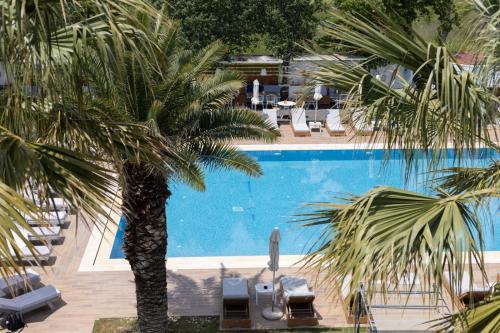 Mythic Summer Hotel