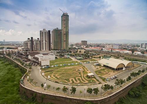 Fabulous View Circulo Verde, Manila QC