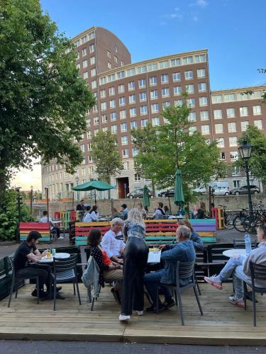 The Golden Stork - Hostel