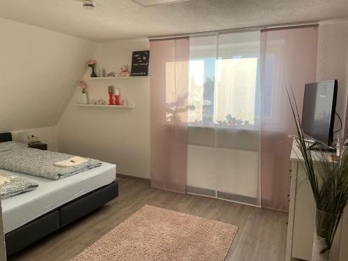 #2 Großes Zimmer mit Pool und Garten