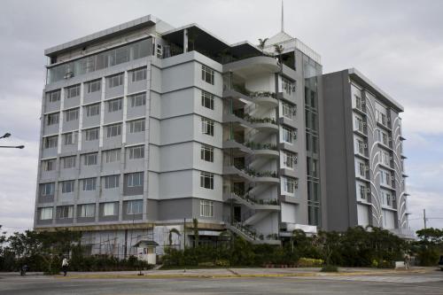 Paseo Premiere Hotel
