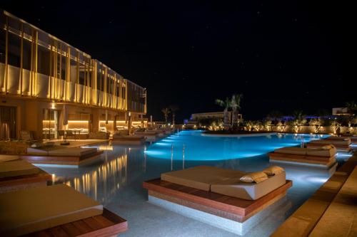 SENSEANA Seaside Resort & Aquadventure