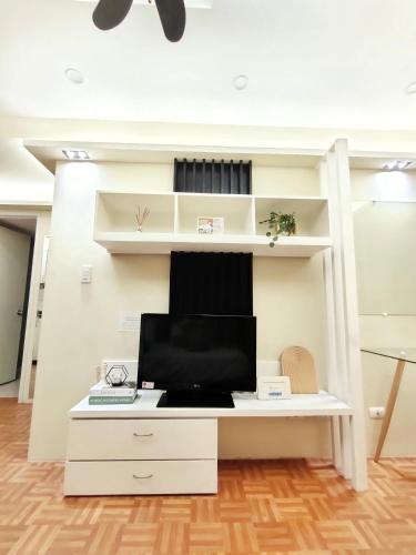 Topaz 1 Bedroom Suite Orochi Staycation PH at Centrio Towers