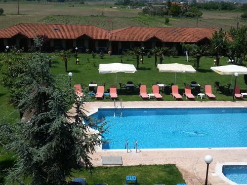 Denis Hotel and Bungalows