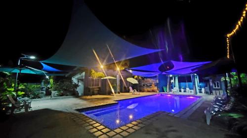 Hidden Palms Inn Deluxe Room