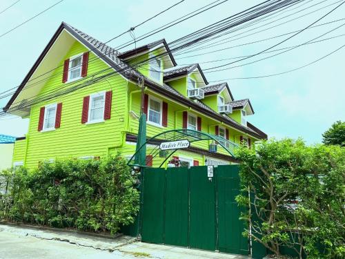 Madie's Place Guest House