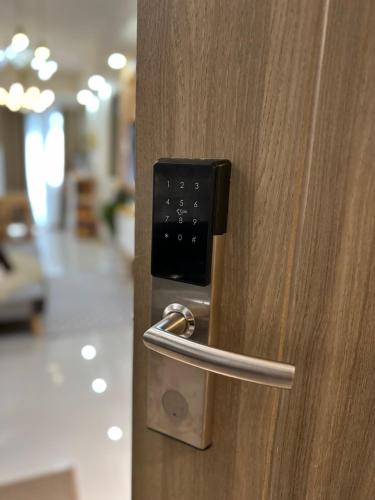 S Residences Tower 3 MOA Luxe Staycation by C