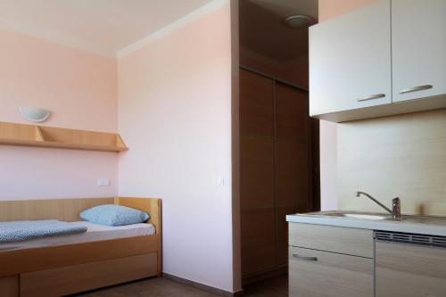 S Hotel & Restaurant S