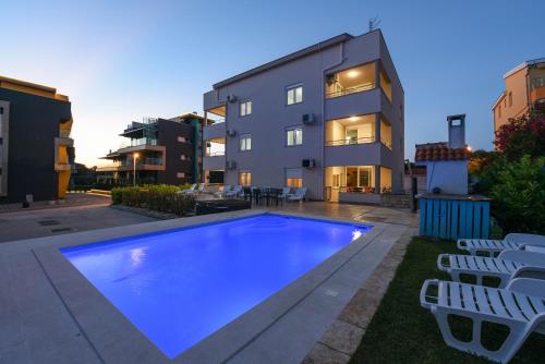 Sunset Beach Suites