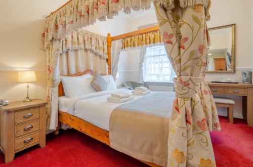 The Crown Hotel