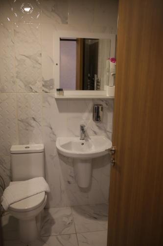 Cinas Hotel