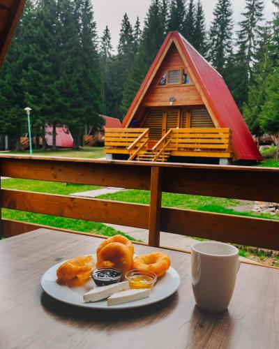 Malina Holiday Village