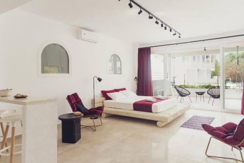 Three Seasons Resort