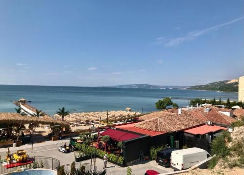 Supreme Beach Apartments