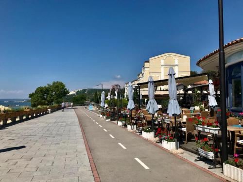 Supreme Beach Apartments