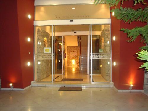 Monte Vardia Hotel