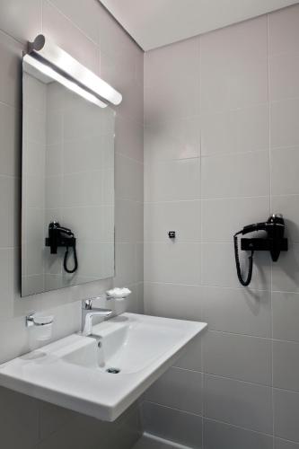 Phidias Piraeus Hotel