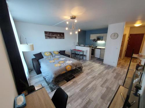 Appartement équipé proche aéroport et gare