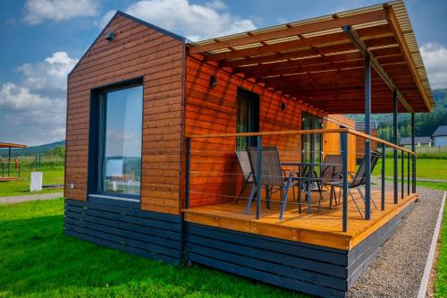 Kwiatkowo - całoroczny kompleks z baliami i letnią plażą