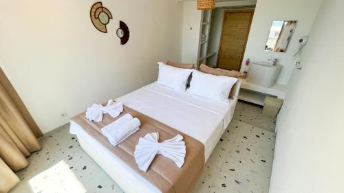 Thanos Hotel