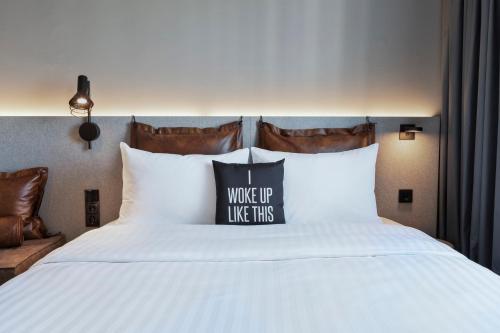 Moxy Hamburg City