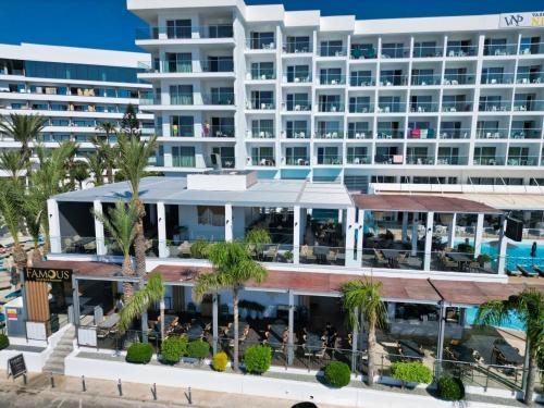 Vassos Nissi Plage Hotel