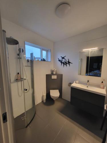 Grindavik Guesthouse self check in & out