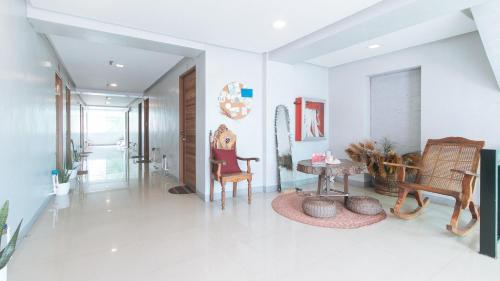 Budget Backpackers Transient House Near NAIA By RedDoorz