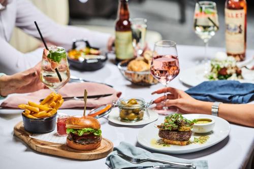 DoubleTree by Hilton Hotel Lincoln