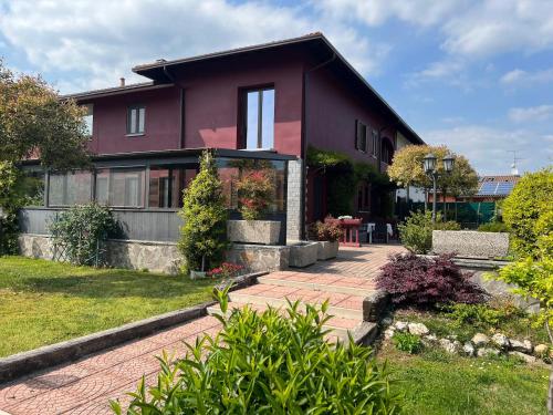 Villa Rosy Bed And Breakfast