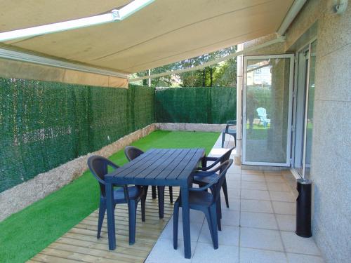 Apartamento con jardin