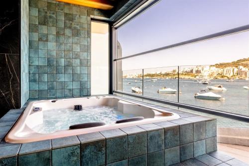 Ushuaia Playa Xemxija Boutique Hotel