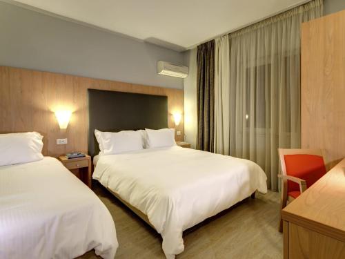 Polis Grand