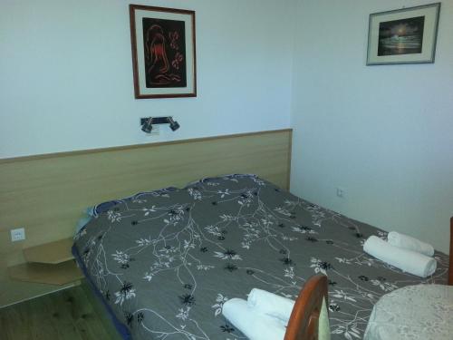 Apartments & Rooms Villa Adamovic