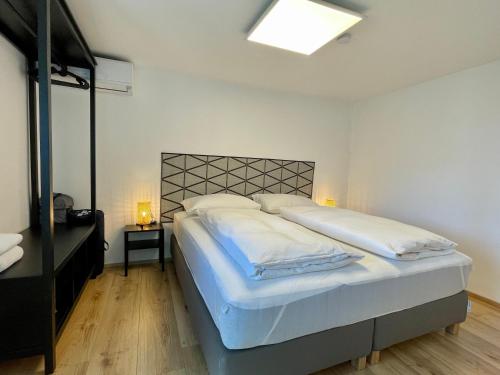 Shome Hotel