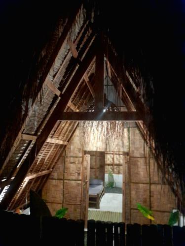 Apache surf villa