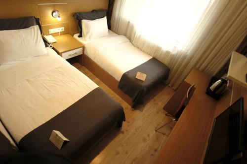 Rhisos Hotel