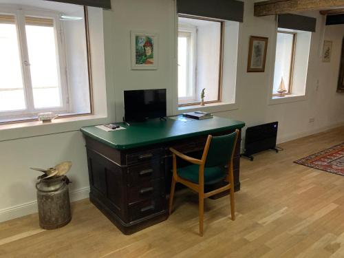 Wunderschöne Ferienwohnung in Winterhausen mit Küche, Bad und Piano