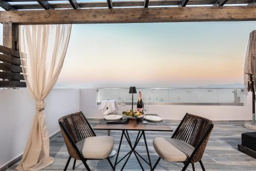 Kyma Rooms & Suites