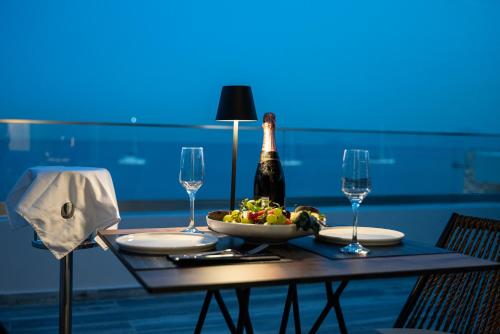 Kyma Rooms & Suites