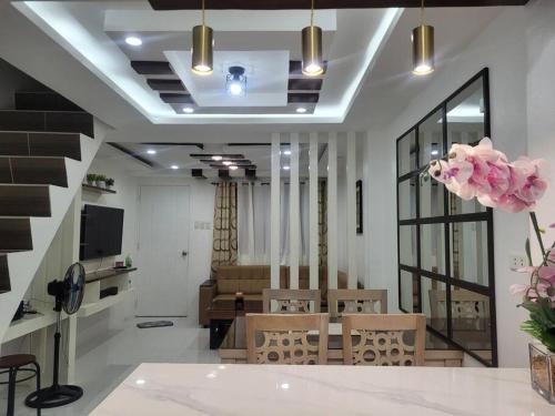 Cozy Transient house in Calapan City