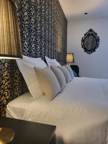 Table Et Chambre Particuliere