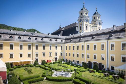 Schloss Mondsee