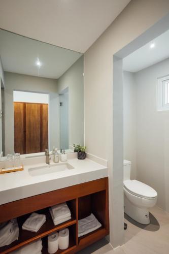 Acacia Resort and Dive Center