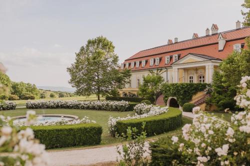 Hotel Chateau Bela