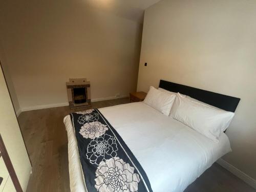 Yeats Lodge Self catering Apartment and Bar