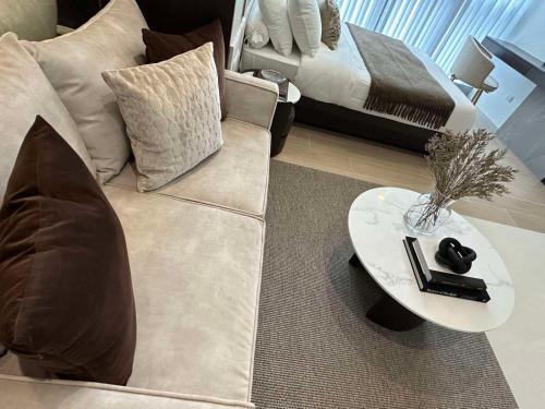 Uptown Parksuites BGC